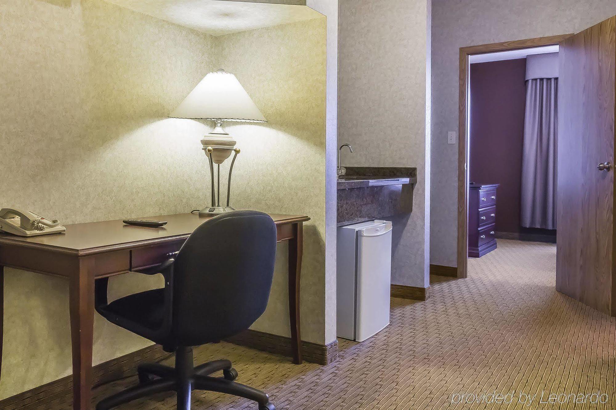 Comfort Inn & Suites Medicine Hat Kültér fotó